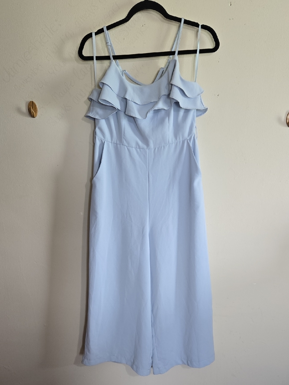 DR31 Promesa Jumpsuit Cropped Wide Leg Ruffle Bodice Adjustable Straps Pockets